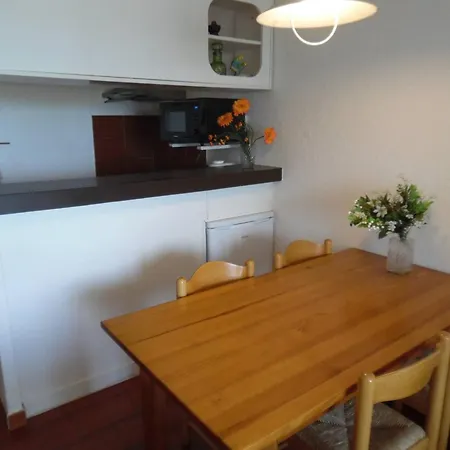 Deux-pieces Renove Face A La Avec Parking - Fr-1-696-125 Apartmán *